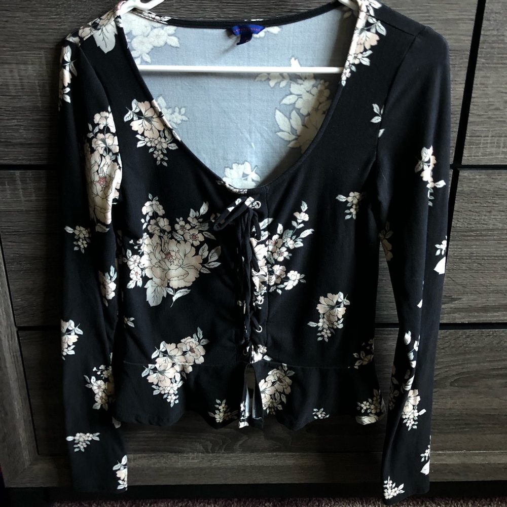 Long sleeve floral Aeropostale Top